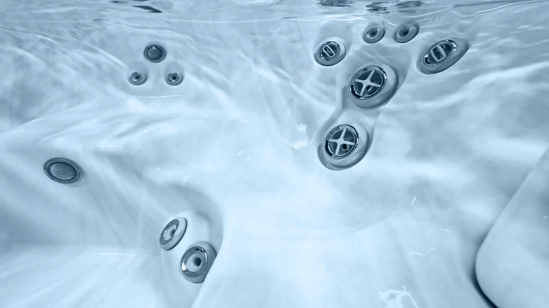 J408™ - Jacuzzi® Hot Tubs | Lifestyle Outdoor