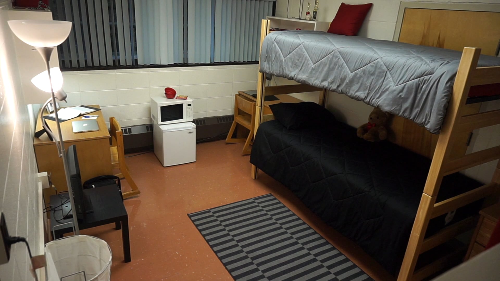 Davis & Elkins College Dorm Room Life